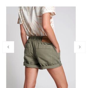 EUC One Teaspoon denim Green Women's Shabby Bandits Denim Shorts - Vintage Khaki